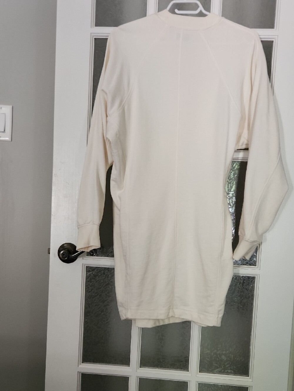 Calvin Klein Cream Crewneck Sweatshirt Top - Picture 5 of 9